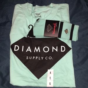 Diamond Supply Shirt with matching socks